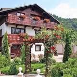  Grosszügiges Familienhaus im alpenländischen Stil im ruhigen Grün nahe Ljubljana Domzale 7001784 thumb0