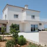  Fantastic LUXURiOUS home with STUNNiNG PANORAMiC SEA ViEWS in sought after Ayios Elias area. Property in this exclusive area rarely comes to market,and therefore, are in very high demand. Beautifully finished with high quality materials throughout this pr Protaras 4611207 thumb24