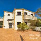  Spacious 3 bedroom villa in Quiet location in Frenaros village with optional communal pool, priced to Sell!!! This spacious villa is set in an idyllic location on the edge for Frenaros village, on one of the nicest complexes in the area. With three spacio Frenaros 4611028 thumb0