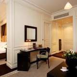  5 * hotel located near the Grand Palace. Paris 6111432 thumb5