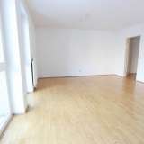  Charmante 2 Zimmer Wohnung in absoluter Ruhelage Wien 8111072 thumb3
