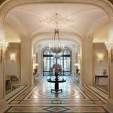  Отель был построен в 1896 году. Отель в 2009 году был включен в список памятников истории и культуры Франции Париж 6112517 thumb12