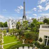  Отель был построен в 1896 году. Отель в 2009 году был включен в список памятников истории и культуры Франции Париж 6112517 thumb3