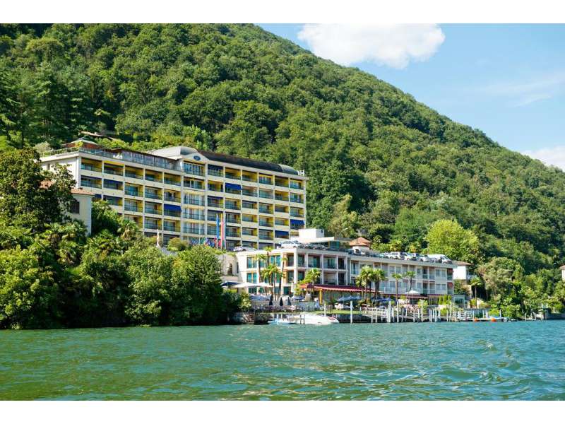 This refined hotel is located in Vico Morcote next to Lake Luganov 7 km from the city center and offers wonderful views of the Alps.