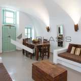  (For Sale) Residential Detached house || Cyclades/Santorini-Thira - 132 Sq.m, 5 Bedrooms, 620.000€ Santorini (Thira) 7812595 thumb3