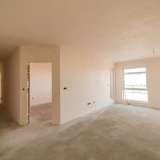   Sofia 2813620 thumb10