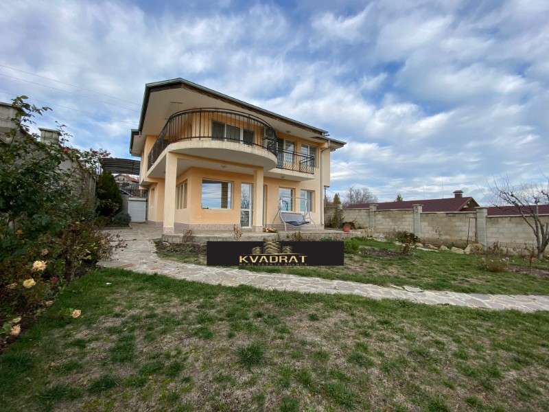 Cozy, furnished VILLA in the village of Bliznatsi, 17 km from the city of Varna.