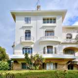  CANNES - ART DECO VILLA - 9 BEDROOMS - SWIMMING-POOL - PANORAMIC SEA VIEWProperty with panoramic sea view including a villa art deco style of four levels featuring on the garden floor a living room, a kitchen, a bedroom, a bathroom, two cellar Cannes 4013848 thumb1