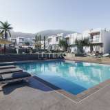  Appartementen met zeezicht en zwembad in Noord-Cyprus Girne Karşıyaka 8114860 thumb1