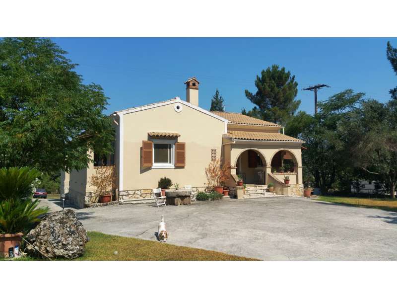 Дом на халкидики. Купить домик на острове корфу греция мораитика недорого за 100. Греко дом. Дом ханья. Халкидики жильё.