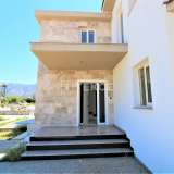  Kuzey Kıbrıs Girne'de Denize Yürüme Mesafesinde Müstakil Villa Alsancak 8115012 thumb7