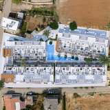  北塞浦路斯加济马古萨（Gazimağusa）靠近海滩的房产 Yenibogazici 8115023 thumb8