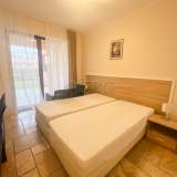  Продается 2-спальная квартира с 2 ванными комнатами на первом этаже в курортном комплексе Калиакрия, Каварна Балчик 8116444 thumb22