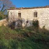  ISTRIA, BARBAN - Stone house for adaptation with land Barban 8117914 thumb0
