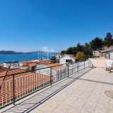  House in Trogir with 5 apartments 80 m from the sea Trogir 8017992 thumb24