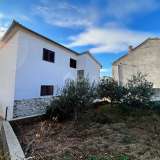  MURTER, JEZERA - Spacious house with two additional buildings 30 m from the sea Tisno 8118415 thumb3