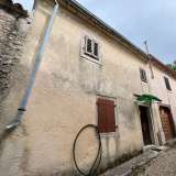  ISTRIA, GRAČIŠĆE - House for renovation in the old town Gracisce 8118743 thumb0