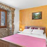  ISTRIA, OPRTALJ - Stone house with swimming pool in the old town Oprtalj 8119789 thumb17