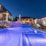  ISTRIEN, LOBORIKA Perfekte Villa für den Tourismus mit reichhaltigem Inhalt Ližnjan 8119087 thumb2