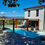  ISOLA DI KRK - Villa moderna moderna con piscina e ampio giardino nel centro dell'isola Krk island 8119909 thumb2