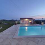  ISTRIA, BRTONIGLA - Bella casa in pietra con piscina, taverna e ampio giardino Verteneglio 8119920 thumb14