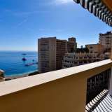  LE CALYPSO : BEAUTIFUL 2 BEDROOM APARTMENT Bright and fully renovated apartment with lovely sea view. Consists of a living room dining room, 2 bedrooms with an en suite bathroom.Beautiful terrace and a cellar. Direct access to the  Monaco 4002129 thumb0