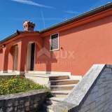  ISTRIA, BARBAN - A spacious estate with two houses, two swimming pools and a tennis court Barban 8120213 thumb120