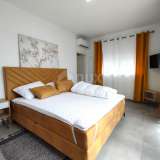  ISTRIA, VODNJAN - Modern villa 195m2, heated pool, sauna, jacuzzi, luxuriously furnished Vodnjan 8120039 thumb11