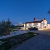  ISTRIA, BUZET - Una bellissima villa con una vista incantevole Buzet 8120570 thumb9
