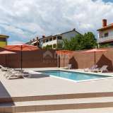  ISTRIE, PULA - Apartmánový dům s bazénem a upravenou zahradou Pula 8120726 thumb1