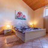  ISTRIA, LOBORIKA - Quality family villa in a quiet location Marčana 8121021 thumb39