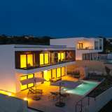  L'ISOLA DI PAG, JAKIŠNICA - un'eccezionale villa moderna con piscina Novalja 8121282 thumb7