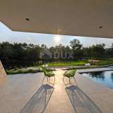  ИСТРИЯ, ПОРЕЧ - Впечатляющий дизайнерский дом с бассейном Пореч 8121657 thumb8