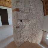  ИСТРИЯ, КАШТЕЛИР - Отремонтированный каменный дом в самом центре деревни Kastelir 8121089 thumb60