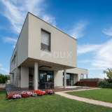 ISTRIA, UMAG Moderne Luxusvilla mit Meerblick Umag 8122200 thumb58