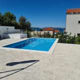  Brodarica/Spacious villa with pool near the sea Sibenik 8022253 thumb4