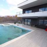  CRIKVENICA - Exklusive Villa mit Pool und Panoramablick auf das Meer Crikvenica 8122569 thumb2