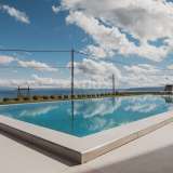  LOVRAN - LIGANJ - Wohnung in einer Villa mit Pool 120m2 + Terrasse 27m2 mit Panoramablick auf das Meer + Umgebung 105m2 Liganj 8122644 thumb2