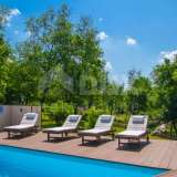  ISTRIA, BUZET - Moderně řešená vila s bazénem na rozlehlé zahradě Buzet 8123108 thumb39