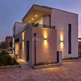  ISTRIE, MEDULIN - Moderní nová budova s výhledem na moře Premantura 8123021 thumb1