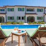  OSTROV KRK - Tři domy s jedním bazénem ve vnitrozemí ostrova Dobrinj 8123227 thumb0