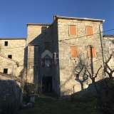  ISTRIA, GRAČIŠĆE - House in the center of the village Gracisce 8123317 thumb1