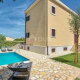  ISTRIA, MEDULIN - Luxury classic villa 50 meters from the beach Medulin 8123037 thumb39