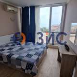  2-bedroom apartment with sea view in the complex 