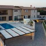  ISTRIA, BRTONIGLA - Moderna villa bifamiliare in bellissima posizione  Verteneglio 8125168 thumb11