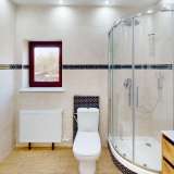Wohn-und-Geschaftshaus-zu-verkaufen-Bathroom (4)