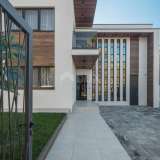  ISTRIA, UMAGO - Stupenda villa dal design eccellente vicino alla spiaggia Umago 8126215 thumb1