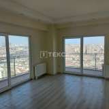  Appartement met Balkon op de 21e Verdieping in Istanbul Esenyurt 8126367 thumb1