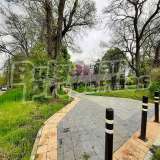  A house with a yard next to a park in the town of Gorna Oryahovitsa Gorna Oriahovitsa city 7726769 thumb3