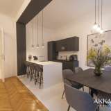  Neue Altbauwohnung mit Balkon und Garagenplatz in saniertem Biedermeierhaus Wien 8128445 thumb8